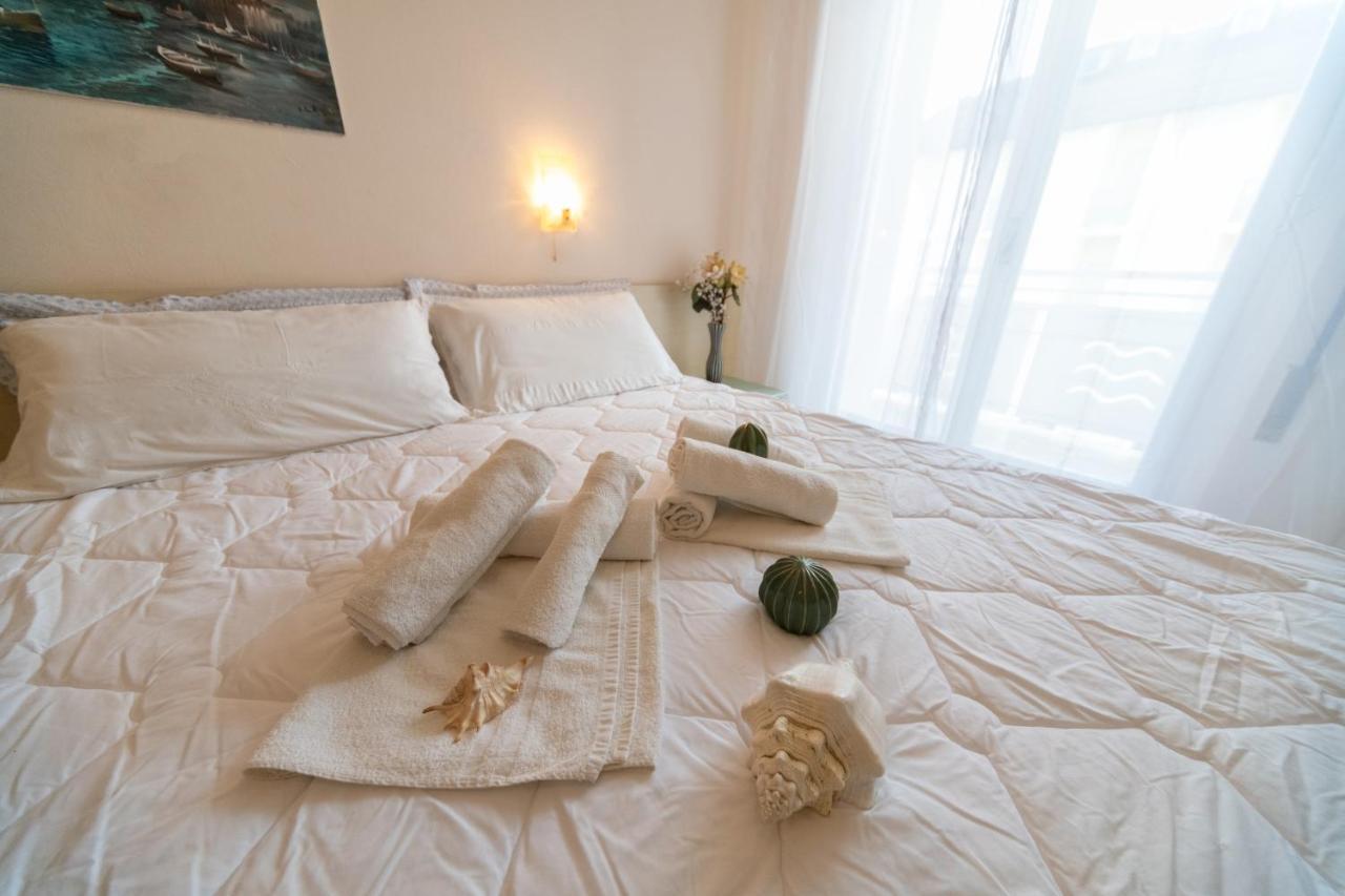 Hotel Cristina Hospitality Centrale (Adults Only) Riccione Buitenkant foto